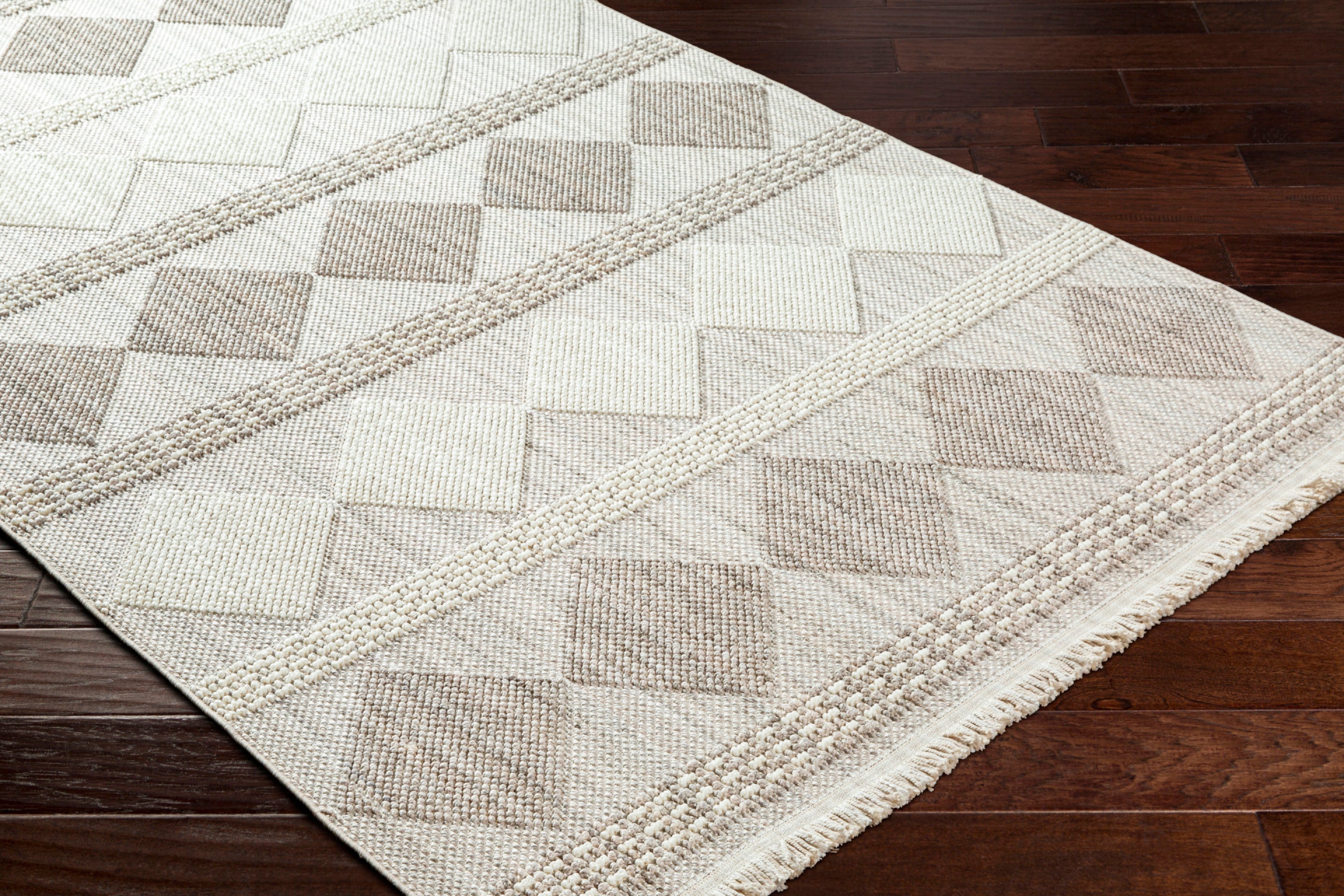 New Delhi Machine Woven Rug Livabliss New Delhi