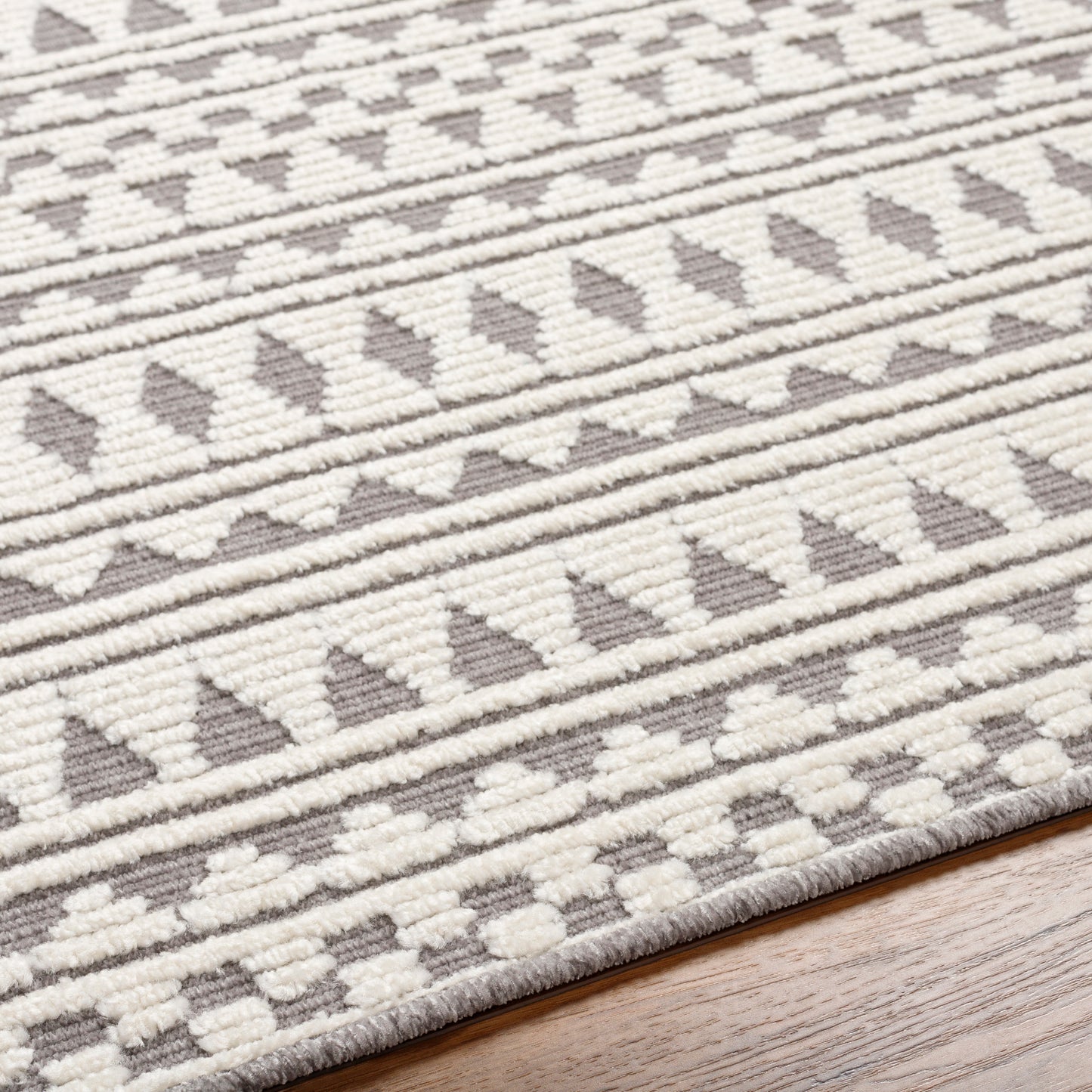 Lyna Machine Woven Rug Livabliss Lyna