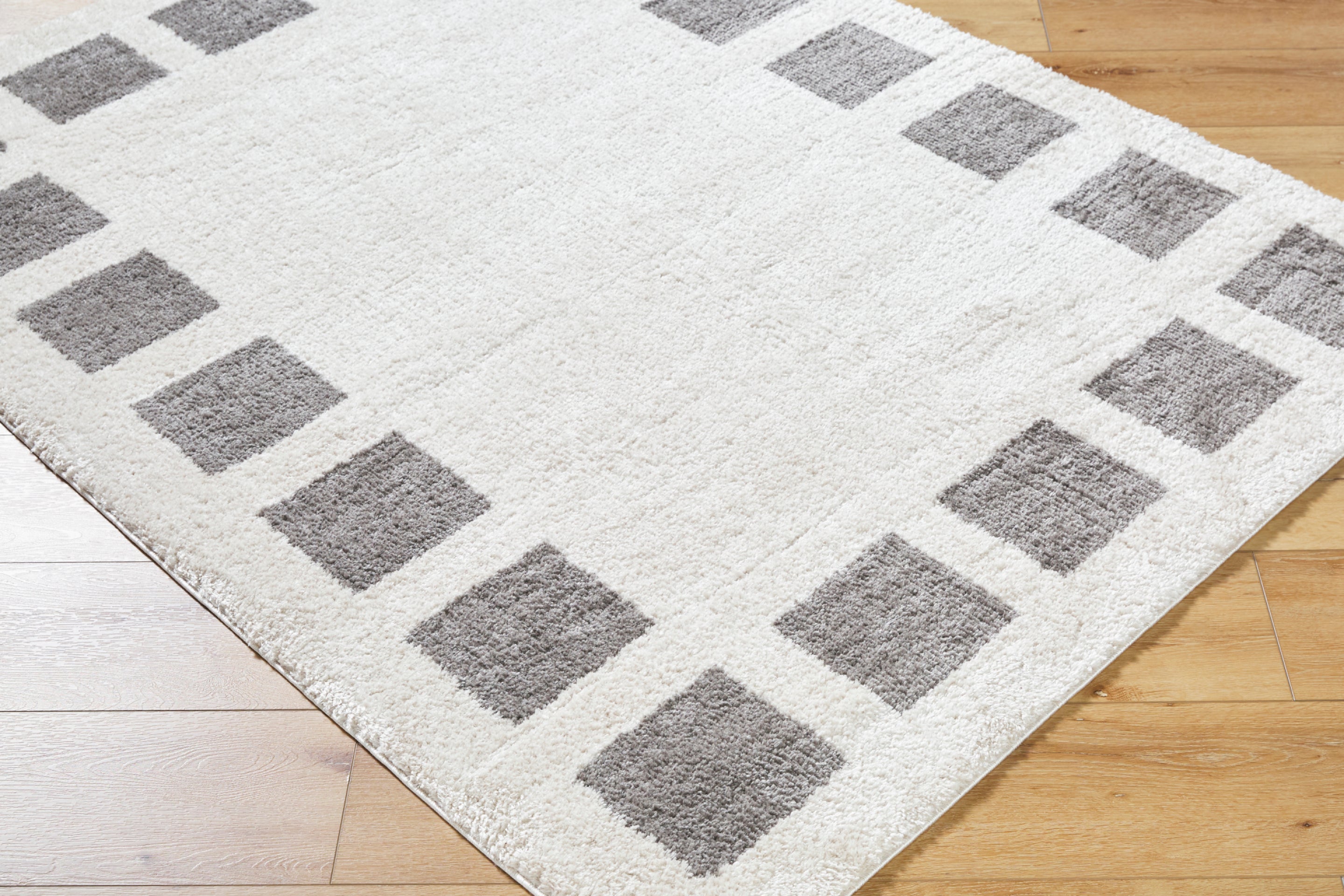 Fossay Shag Machine Woven Rug Livabliss Fossay Shag