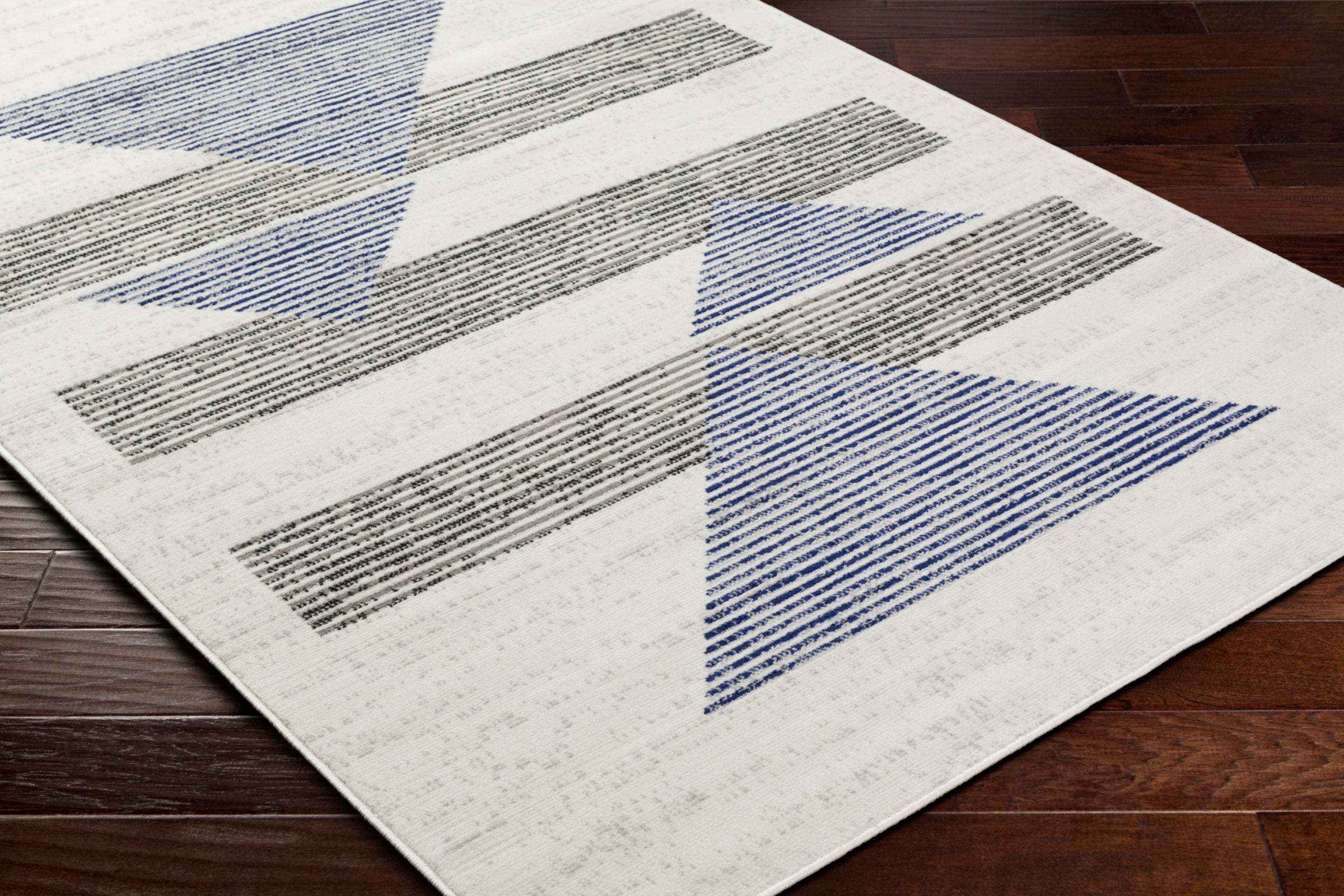 Pisa Machine Woven Rug Livabliss Pisa