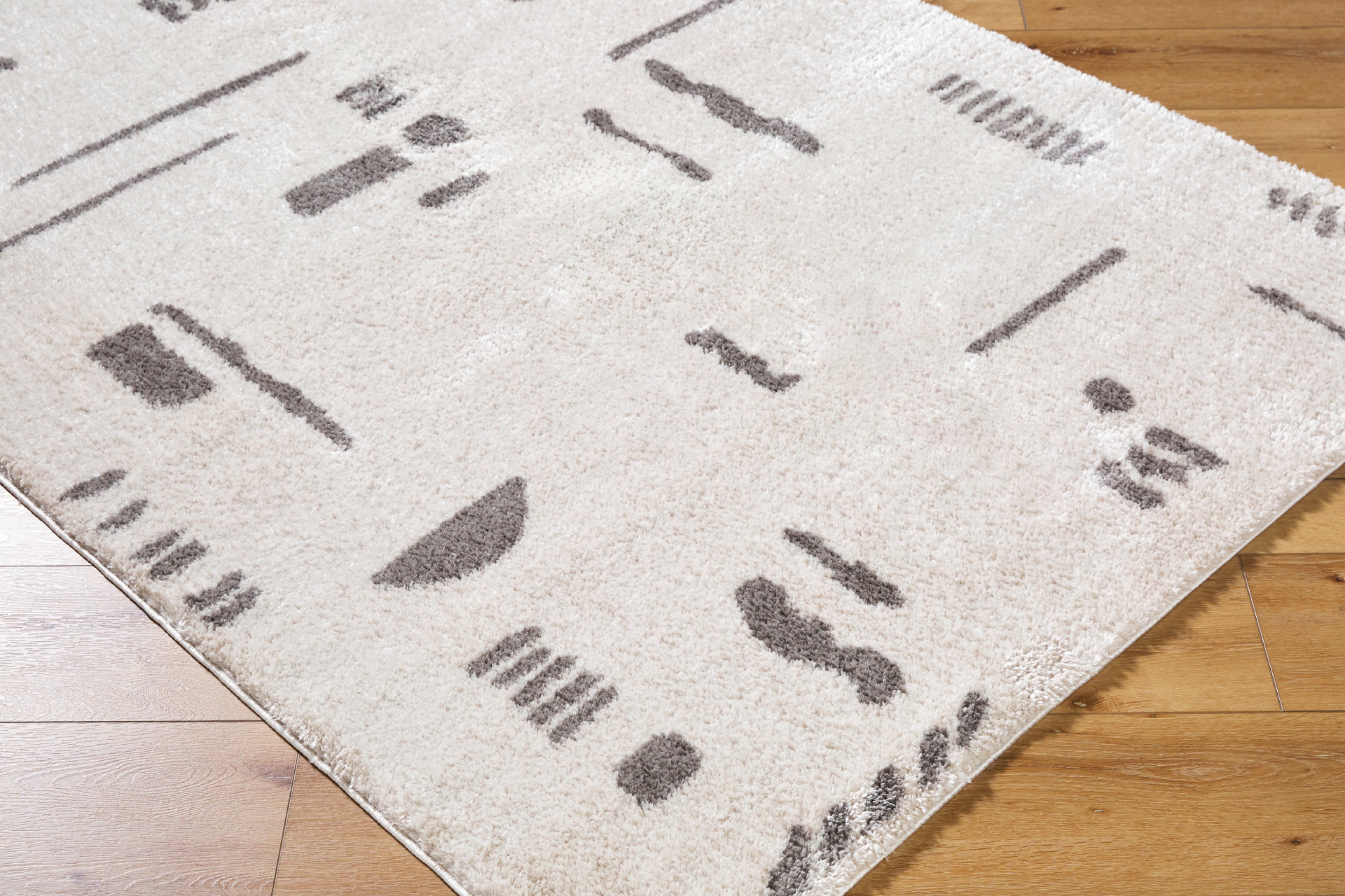 Fossay Shag Machine Woven Rug Livabliss Fossay Shag