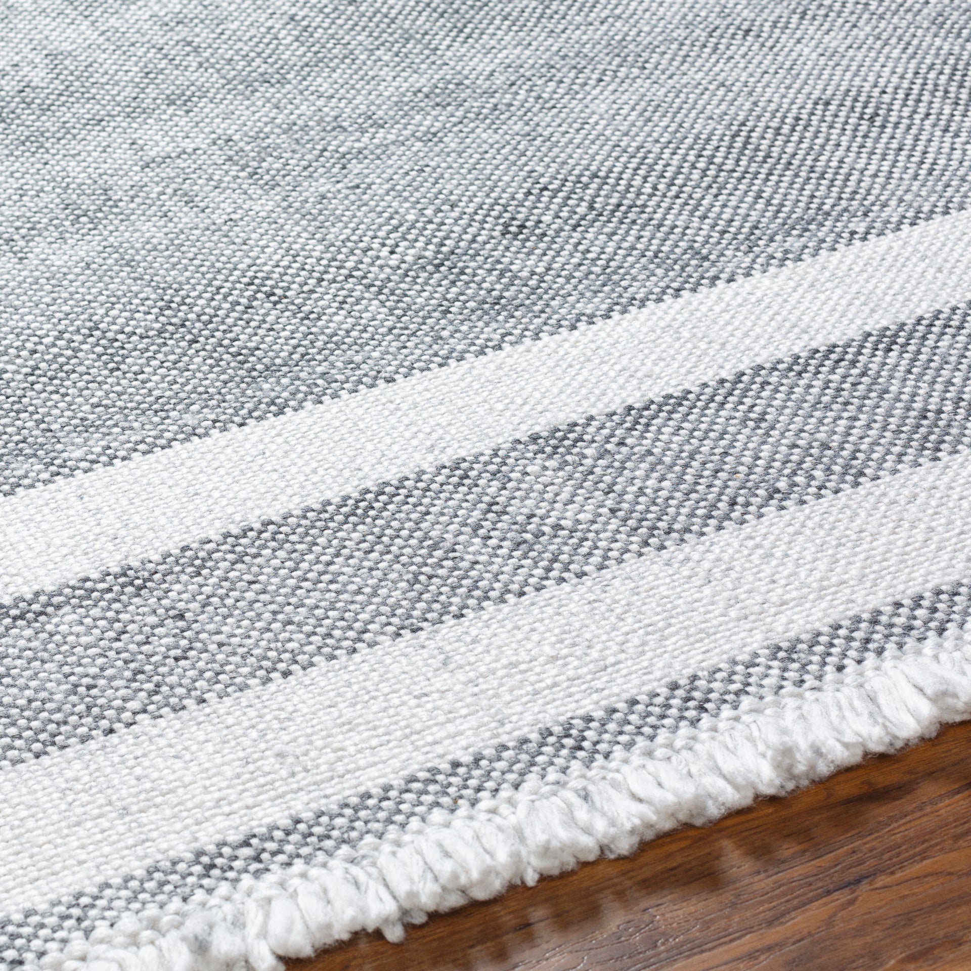 Primrose Handmade Rug Livabliss Primrose