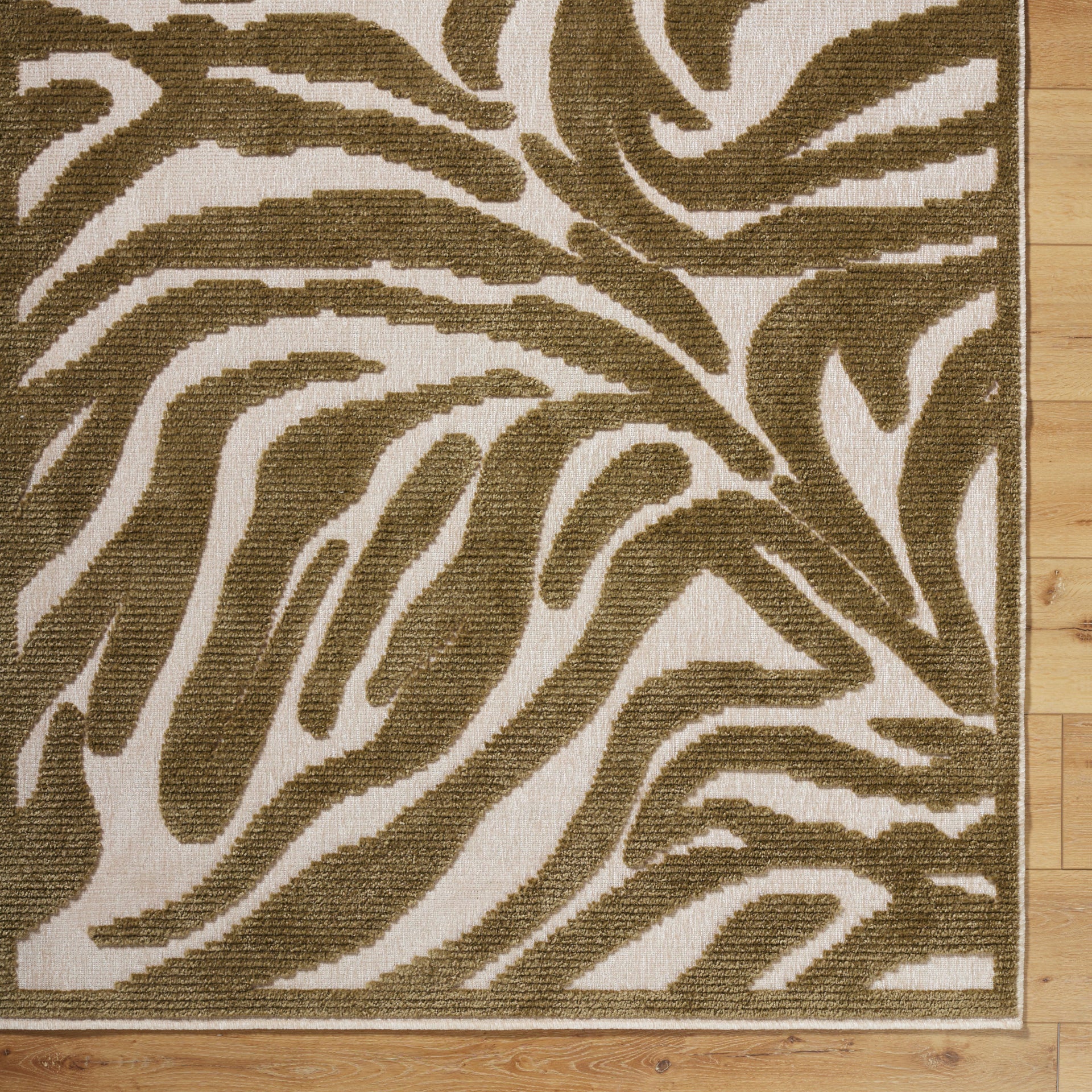 Lyna Machine Woven Rug Livabliss Lyna