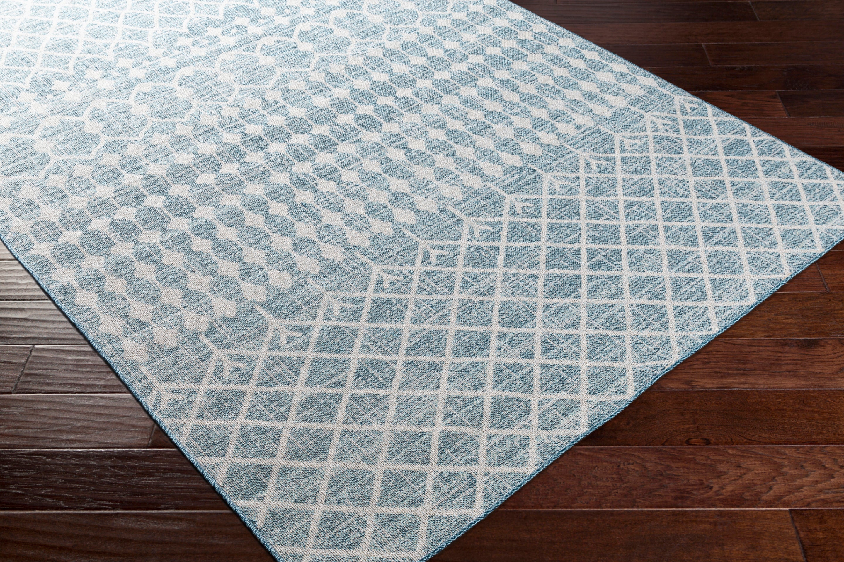 Veranda Machine Woven Rug Livabliss Veranda