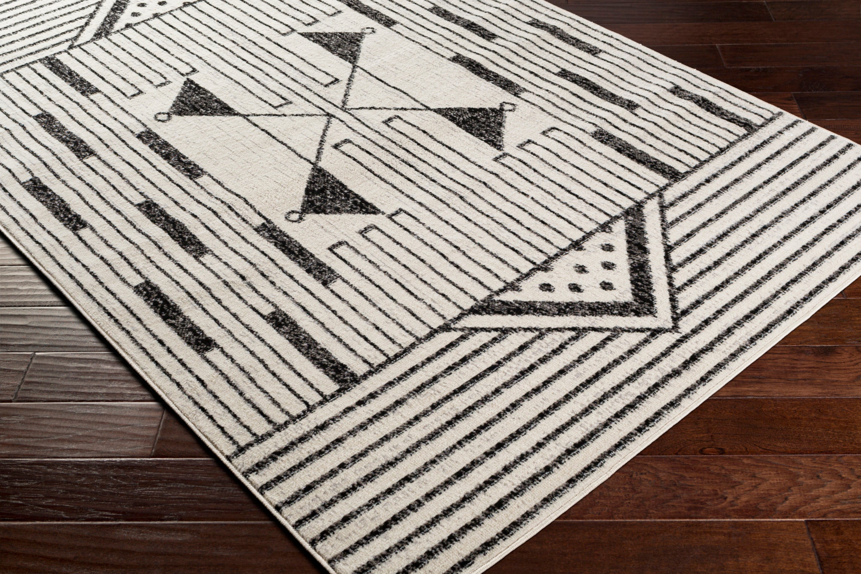 Pisa Machine Woven Rug Livabliss Pisa