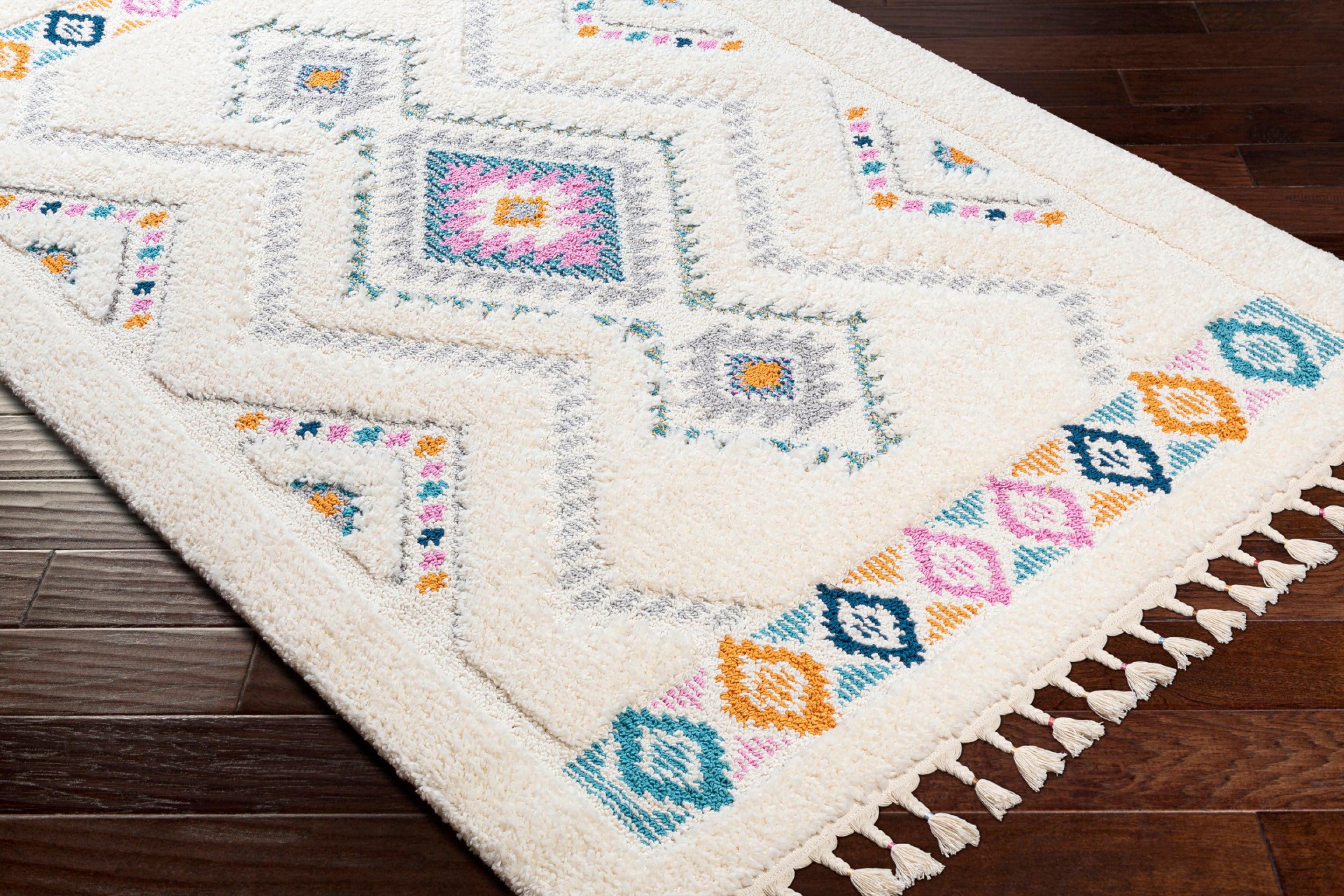 Lofty Machine Woven Rug Livabliss Lofty