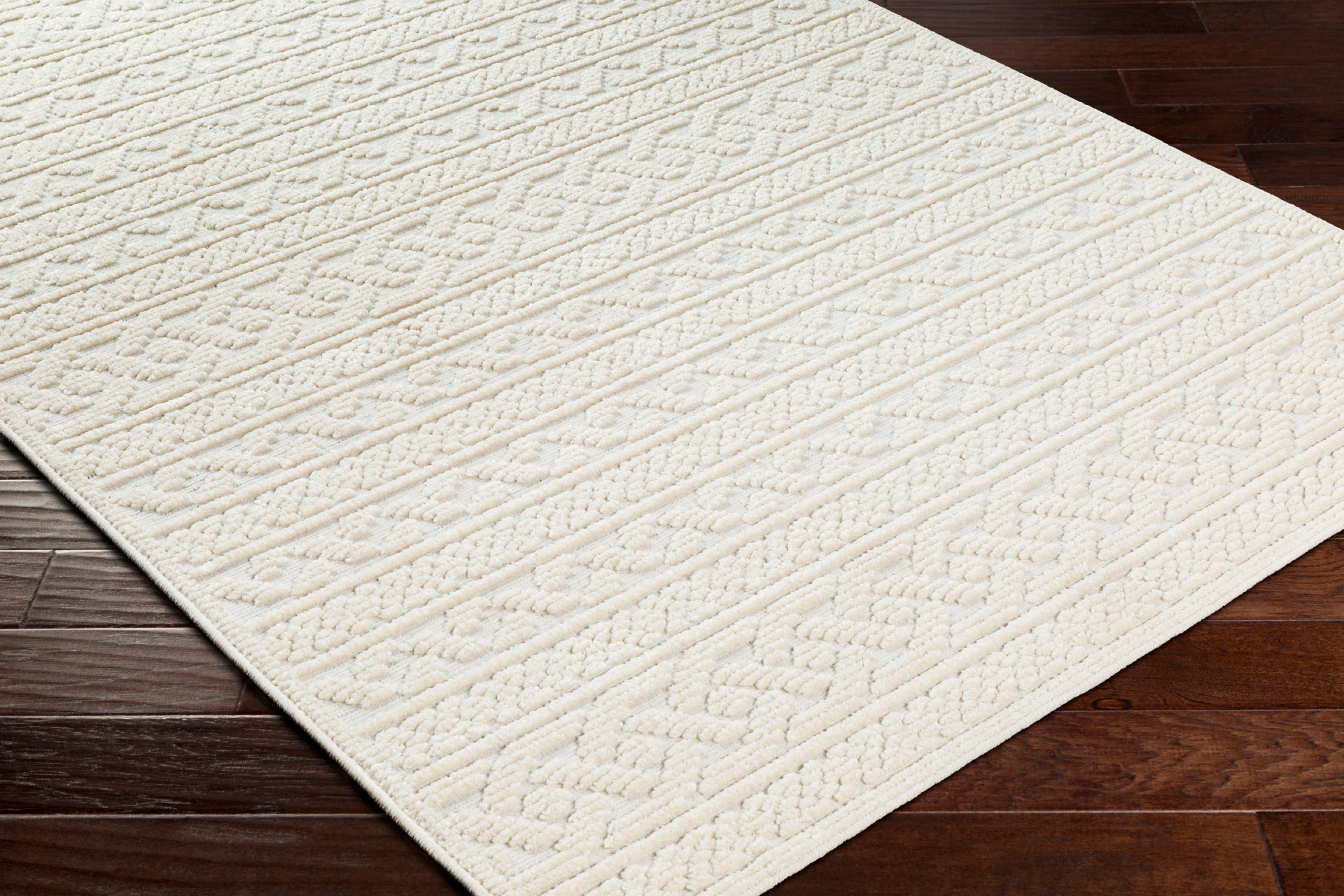 Lyna Machine Woven Rug Livabliss Lyna