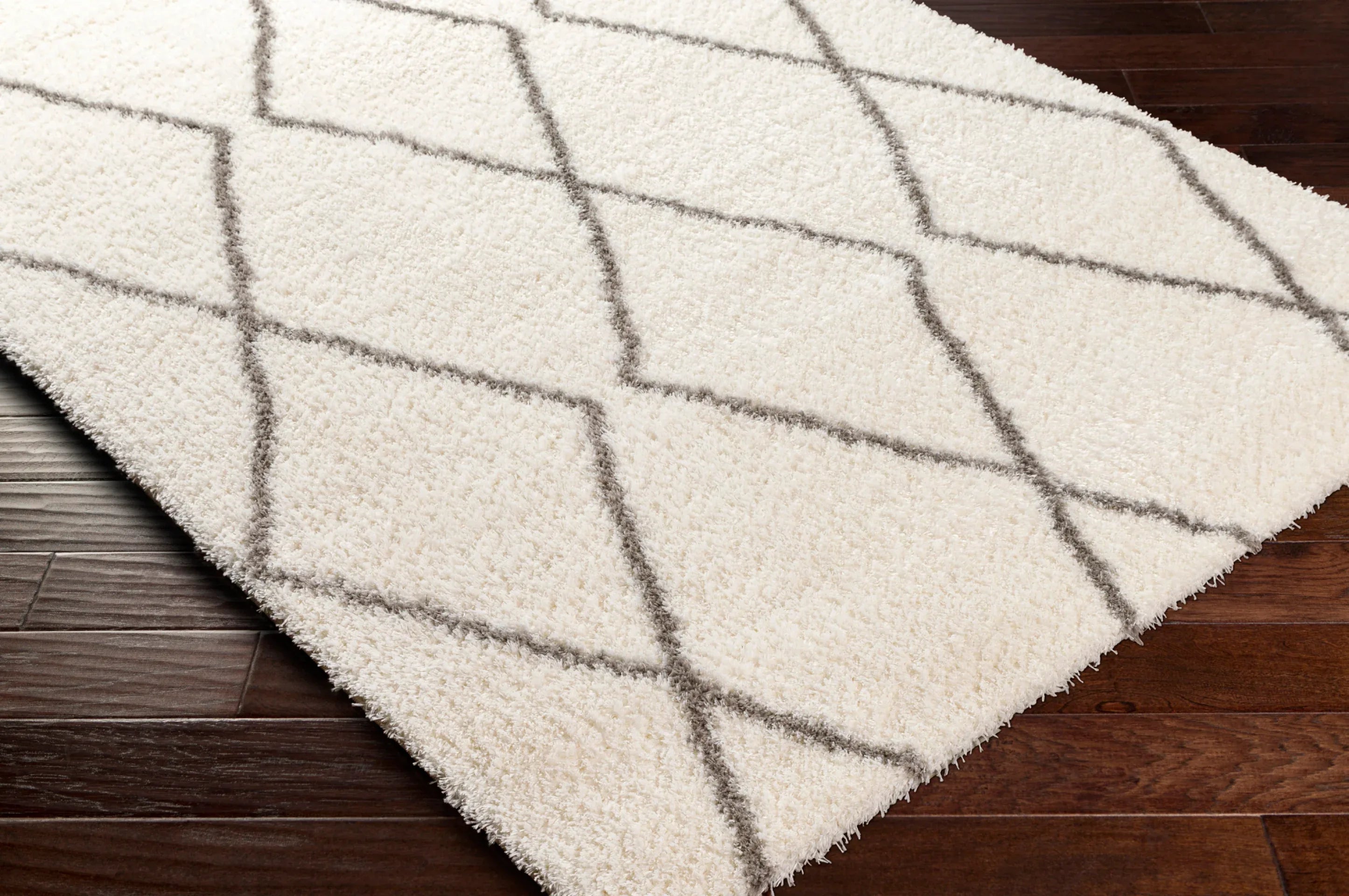 Cloudy Shag Machine Woven Rug Livabliss Cloudy Shag