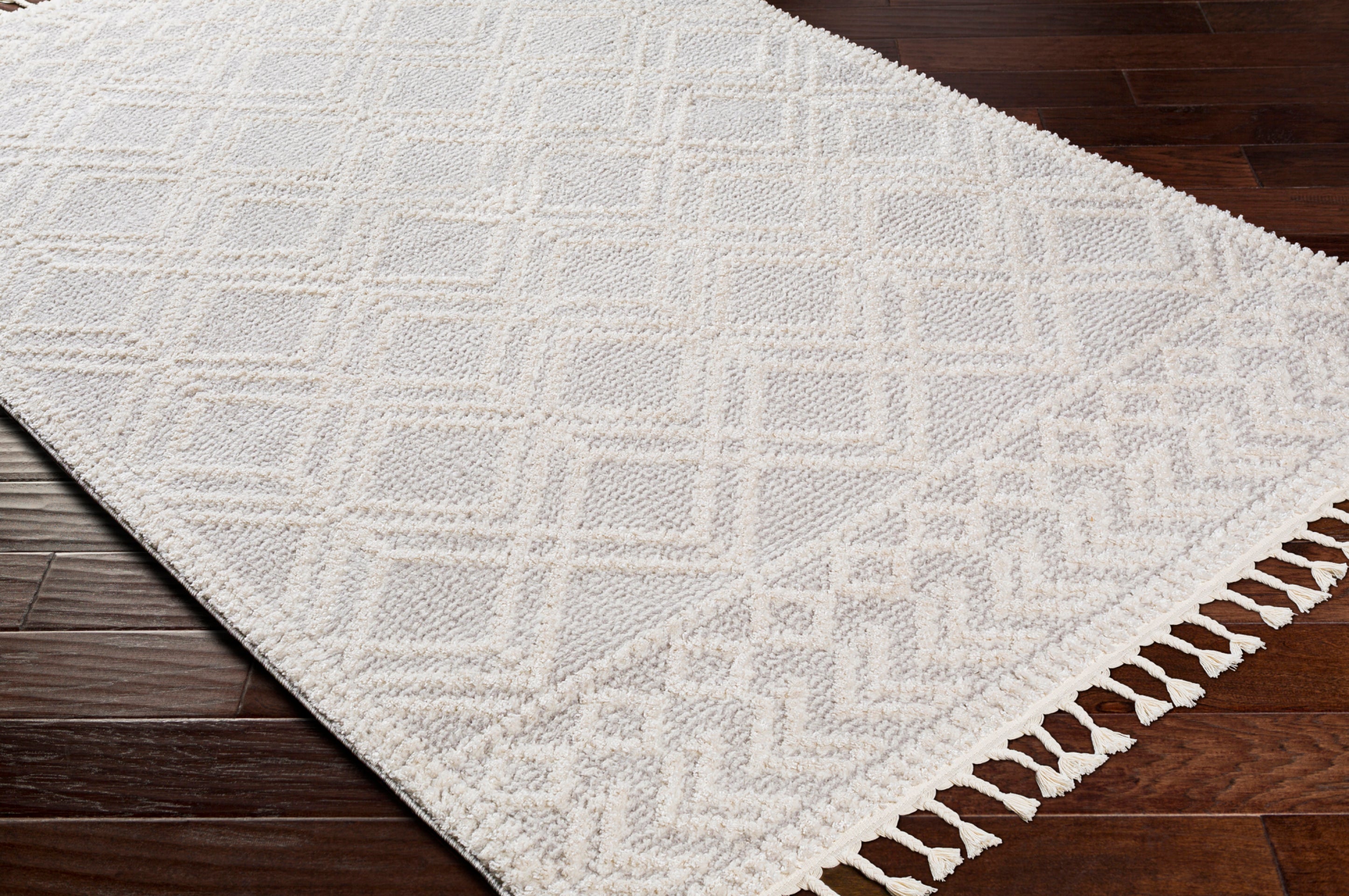 Valencia Machine Woven Rug Livabliss Valencia