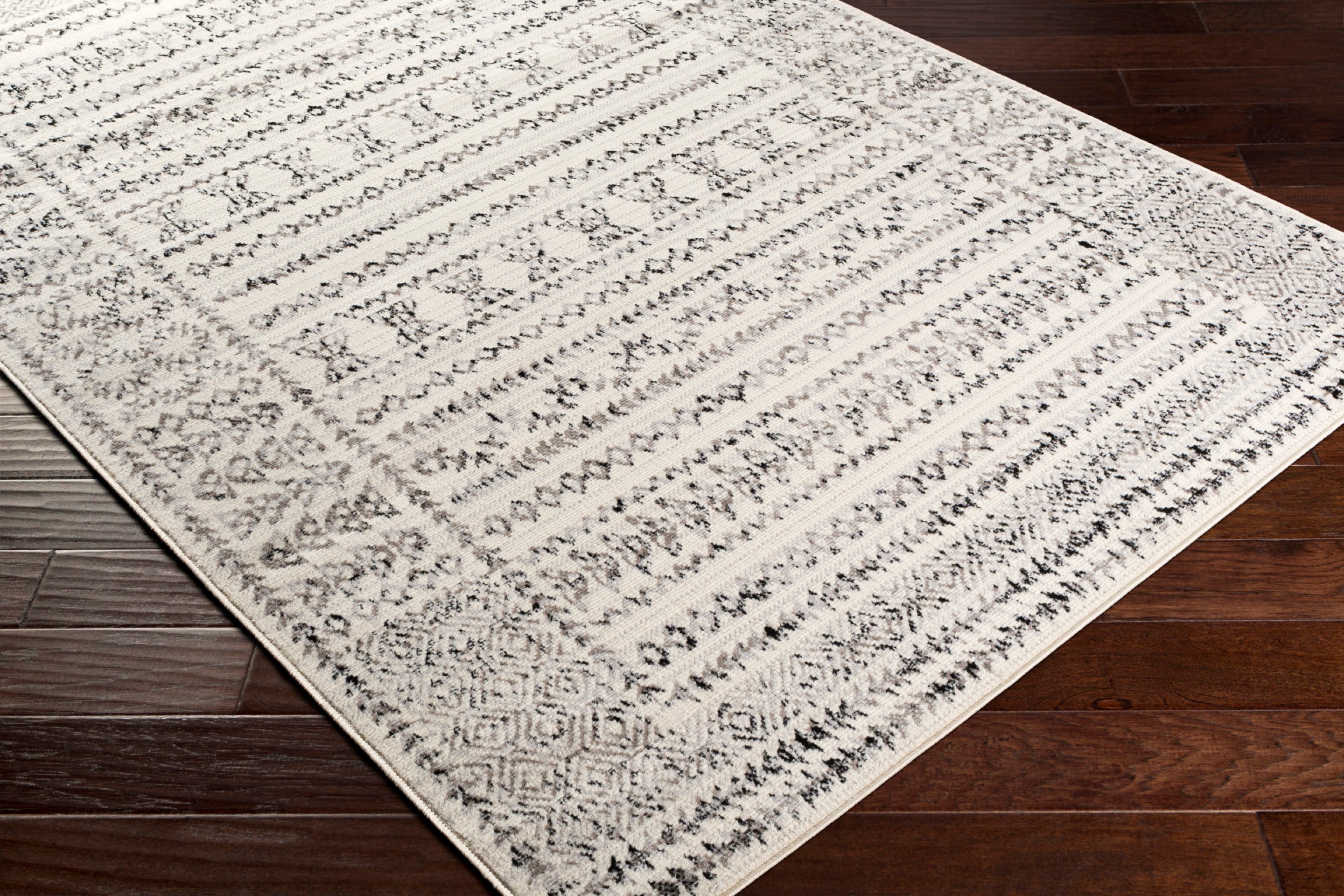 Pisa Machine Woven Rug Livabliss Pisa