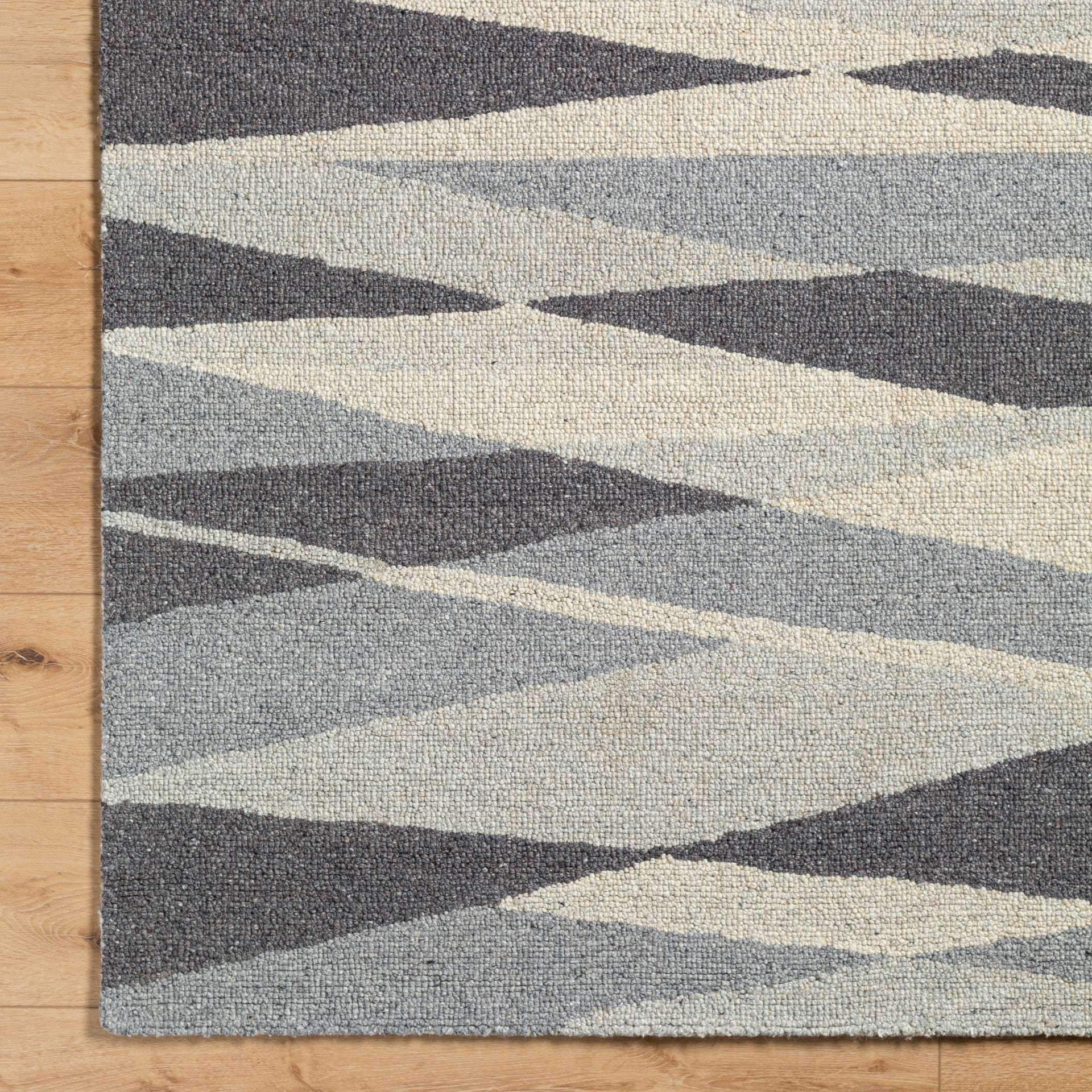 Madelyn Handmade Rug Livabliss Madelyn