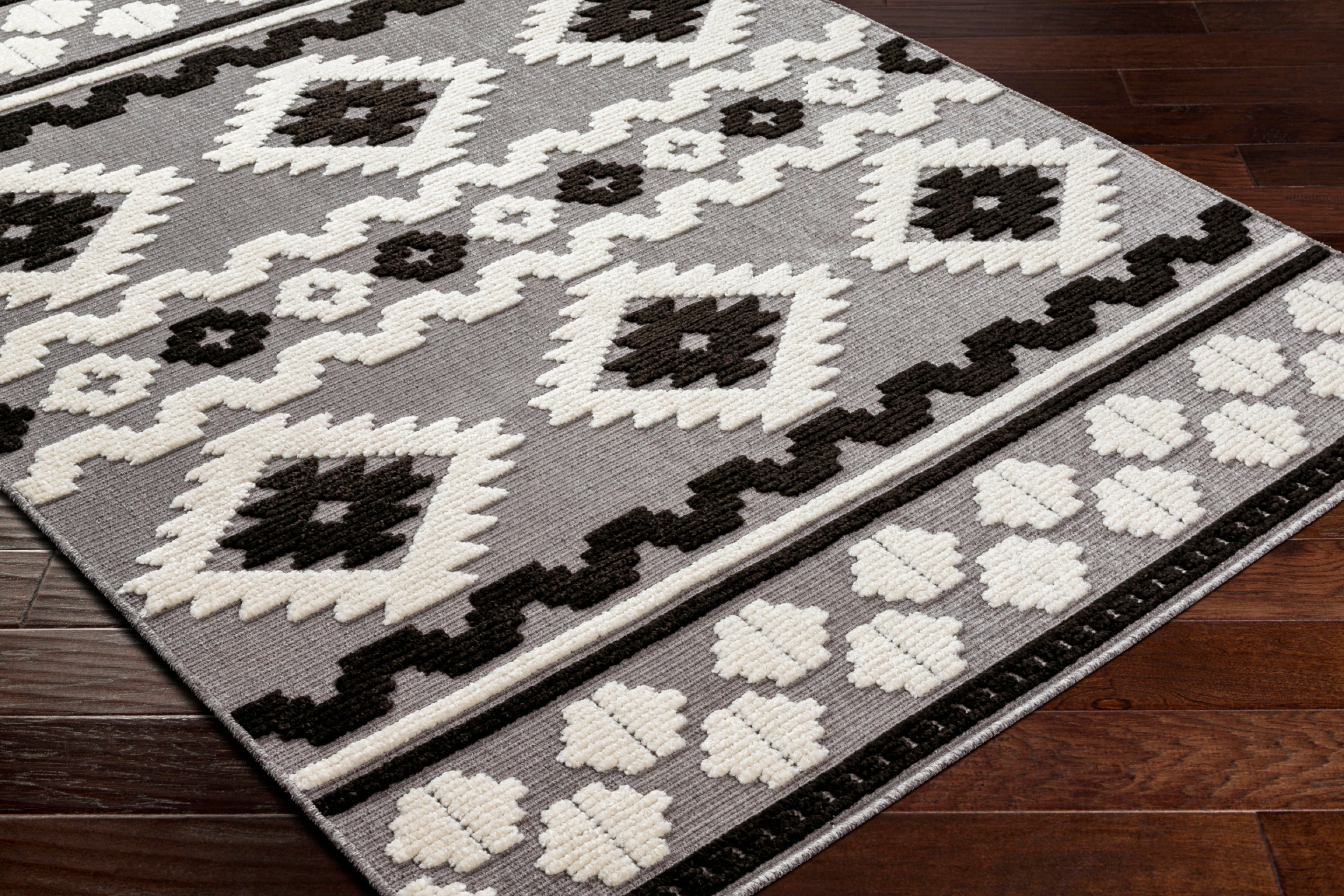 Lyna Machine Woven Rug Livabliss Lyna