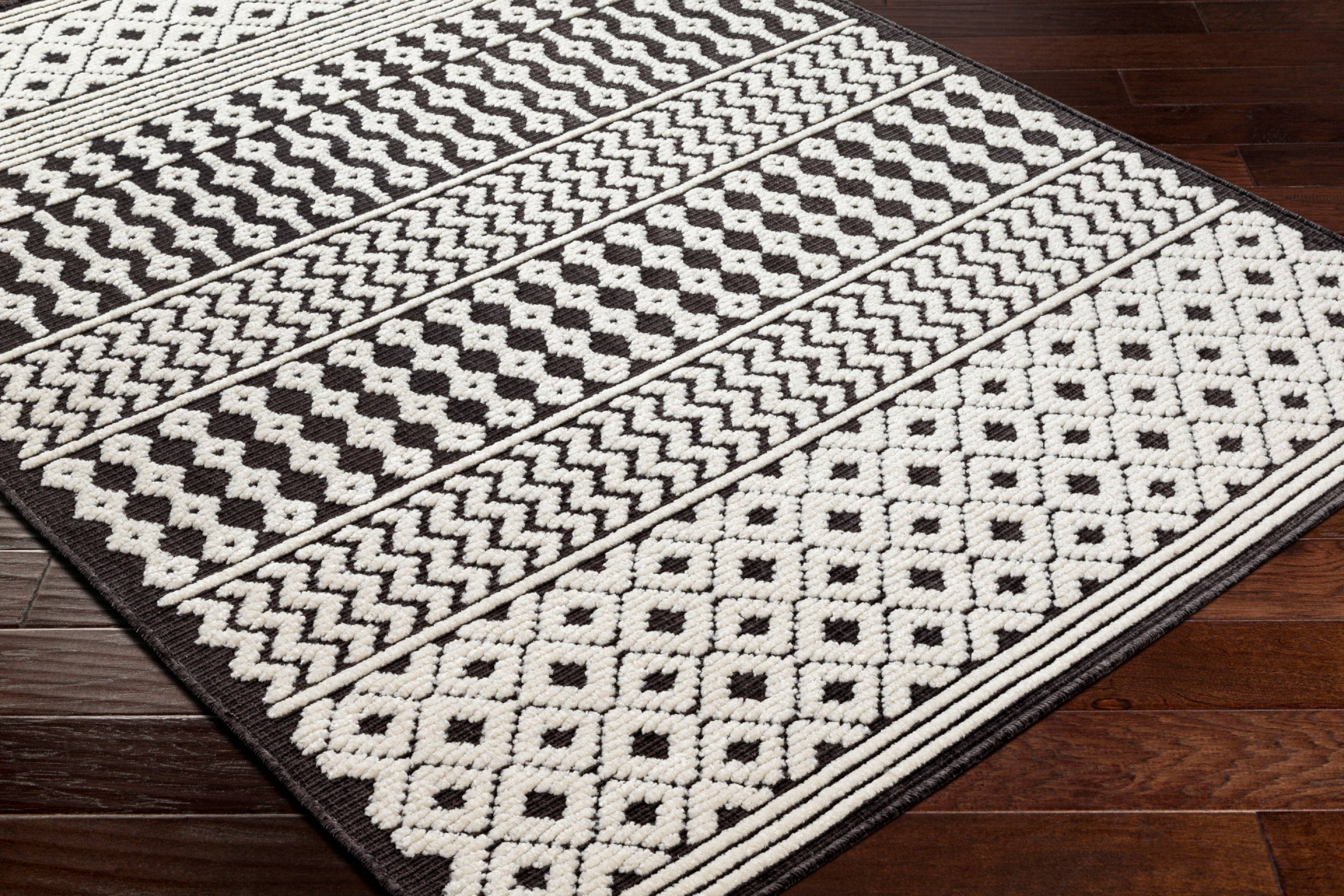Lyna Machine Woven Rug Livabliss Lyna
