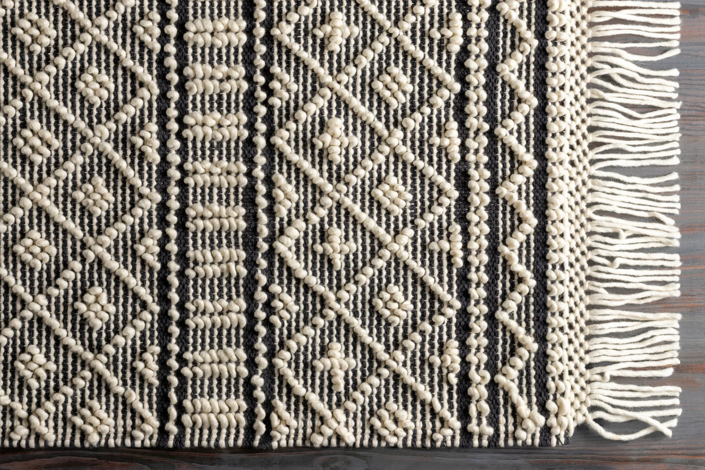 Farmhouse Tassels Handmade Rug Livabliss Farmhouse Tassels