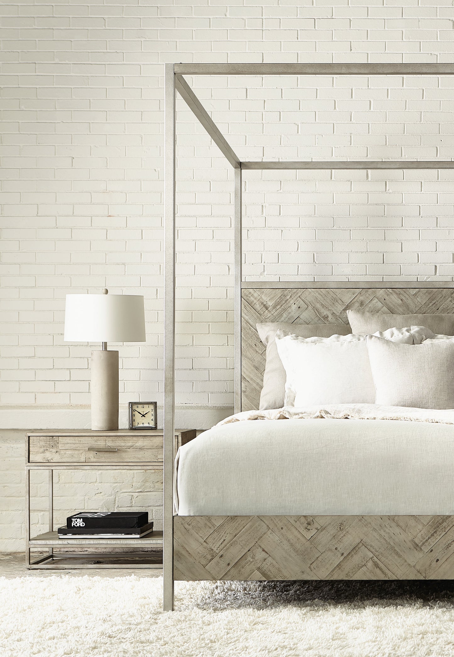 Lit à baldaquin Milo