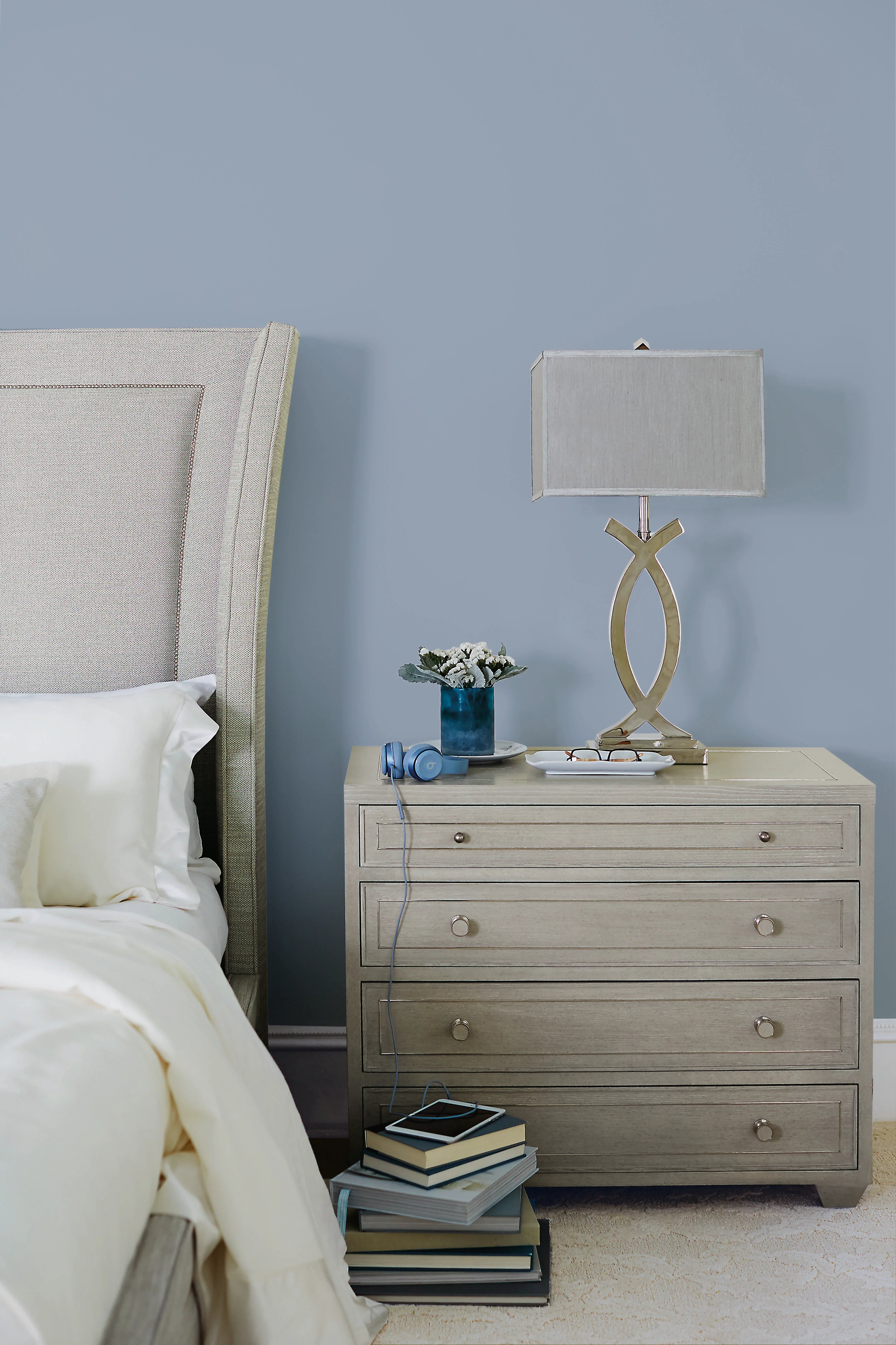 Criteria Shelter Bed Bernhardt