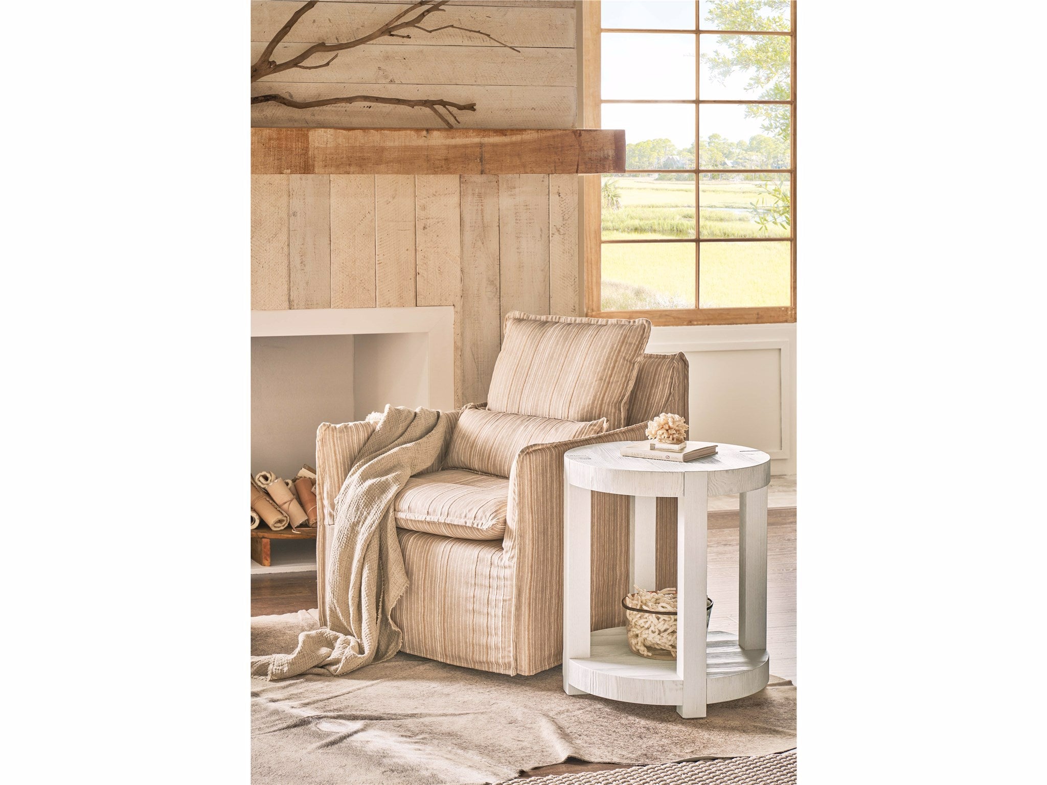 Universal Furniture Hermosa End Table — Weekender Collection